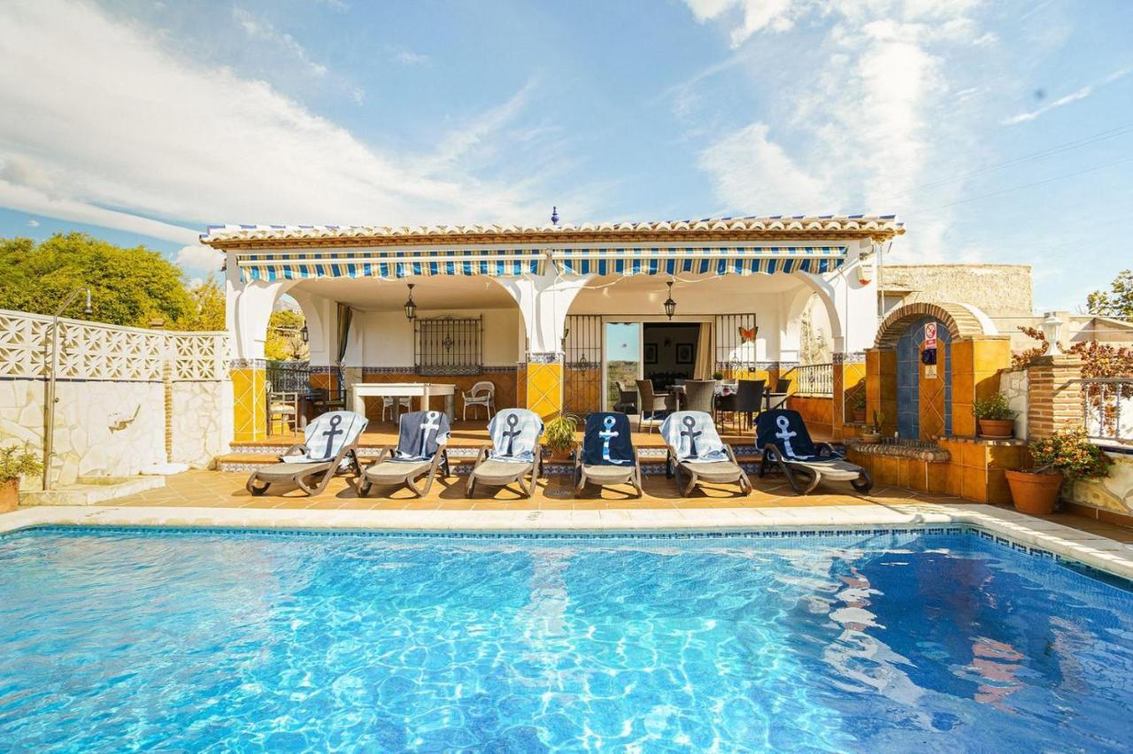 Villa Triana Nerja Bagian luar foto