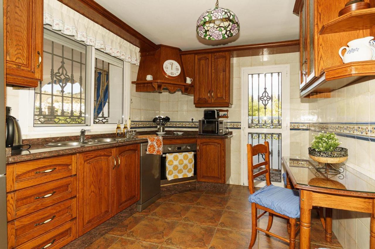 Villa Triana Nerja Bagian luar foto